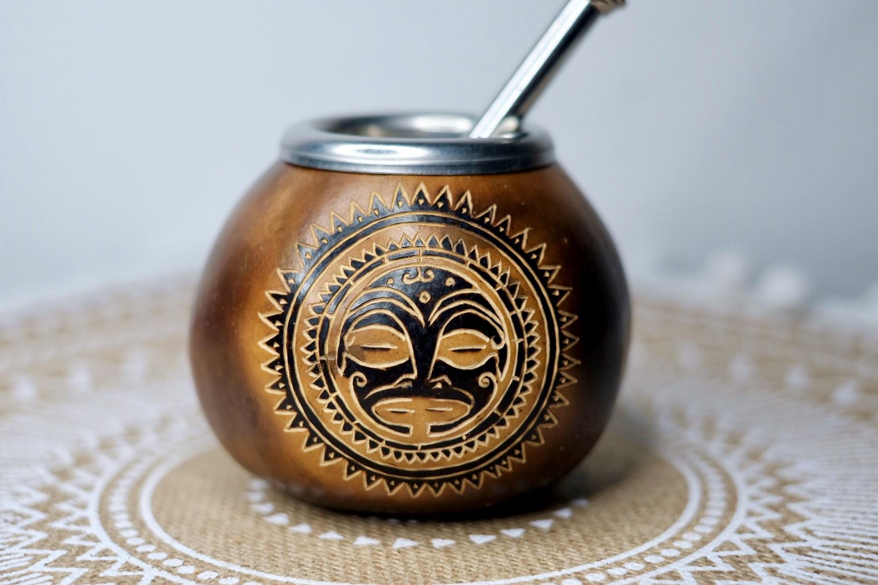 Yerba Mate Gourd with Tribal Sun Engraving – 400ml