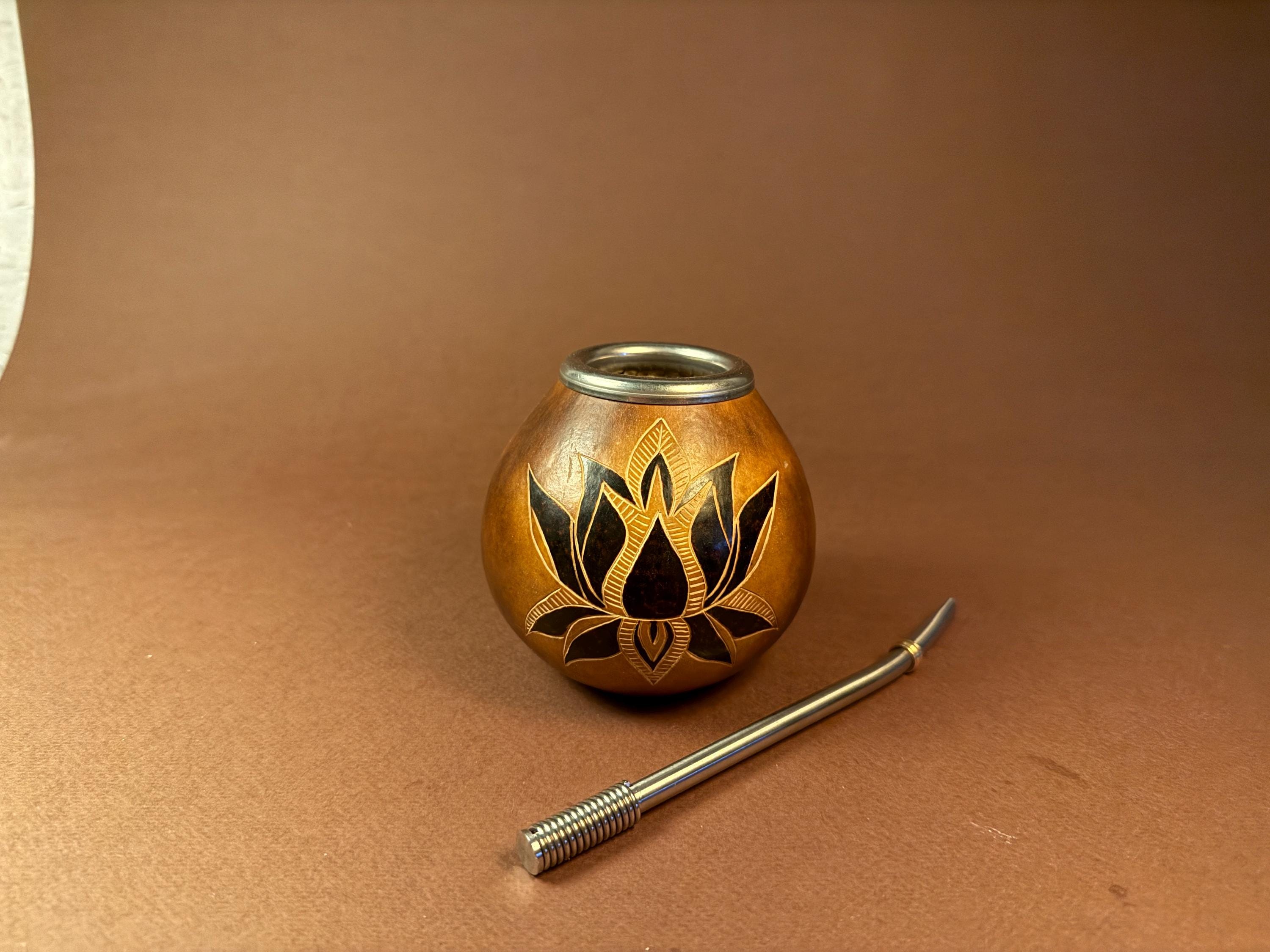 Yerba Mate Gourd 400ml White Lotus Engraving