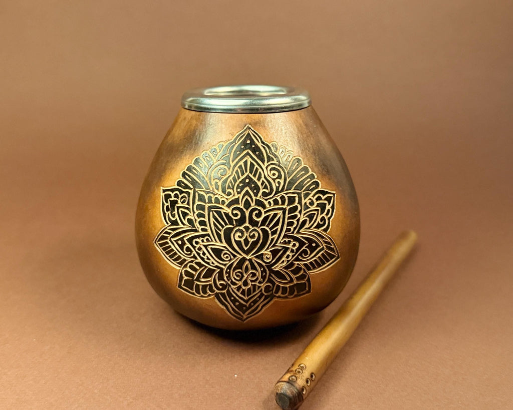 Calabash Mate Gourd with Lotus Flower