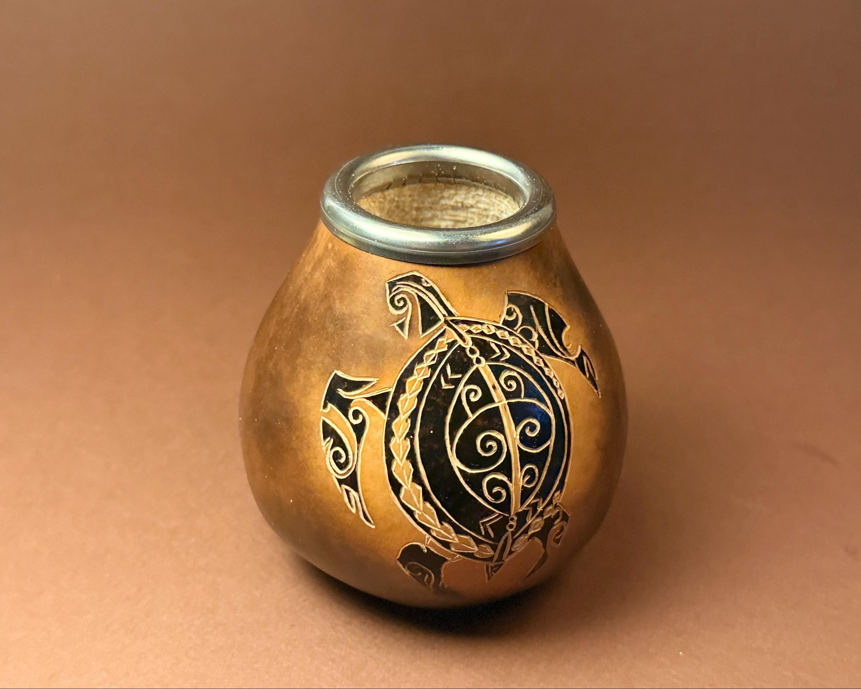 Handmade Mate Gourd 400ml with Turtle Engraving