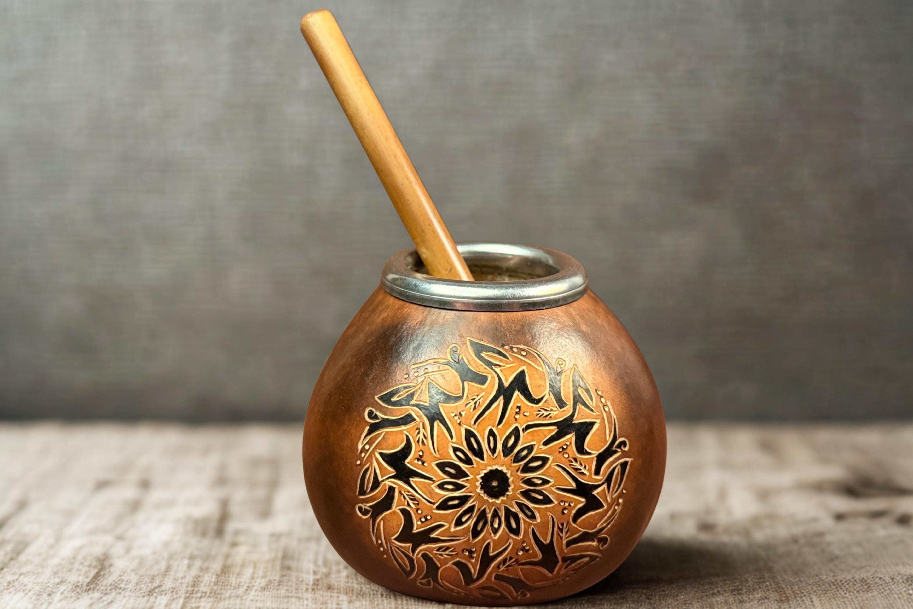 Yerba Mate Gourd with Sun Engraving 400ml