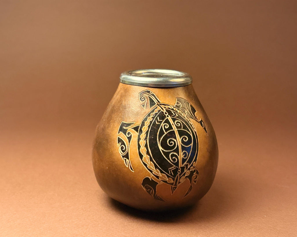 Handmade Mate Gourd 400ml with Turtle Engraving