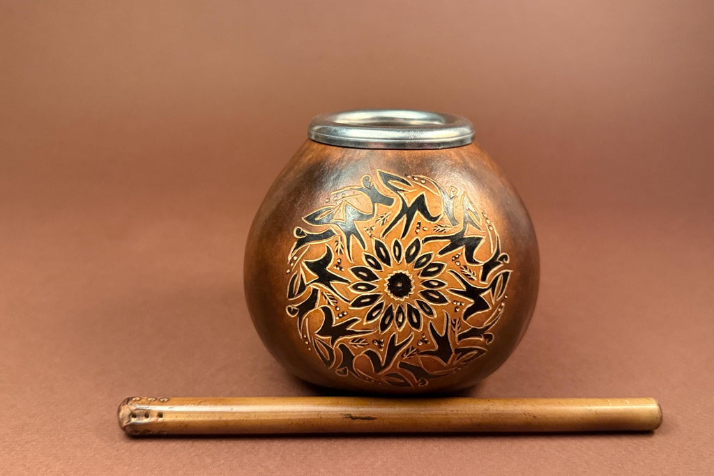 Yerba Mate Gourd with Sun Engraving 400ml