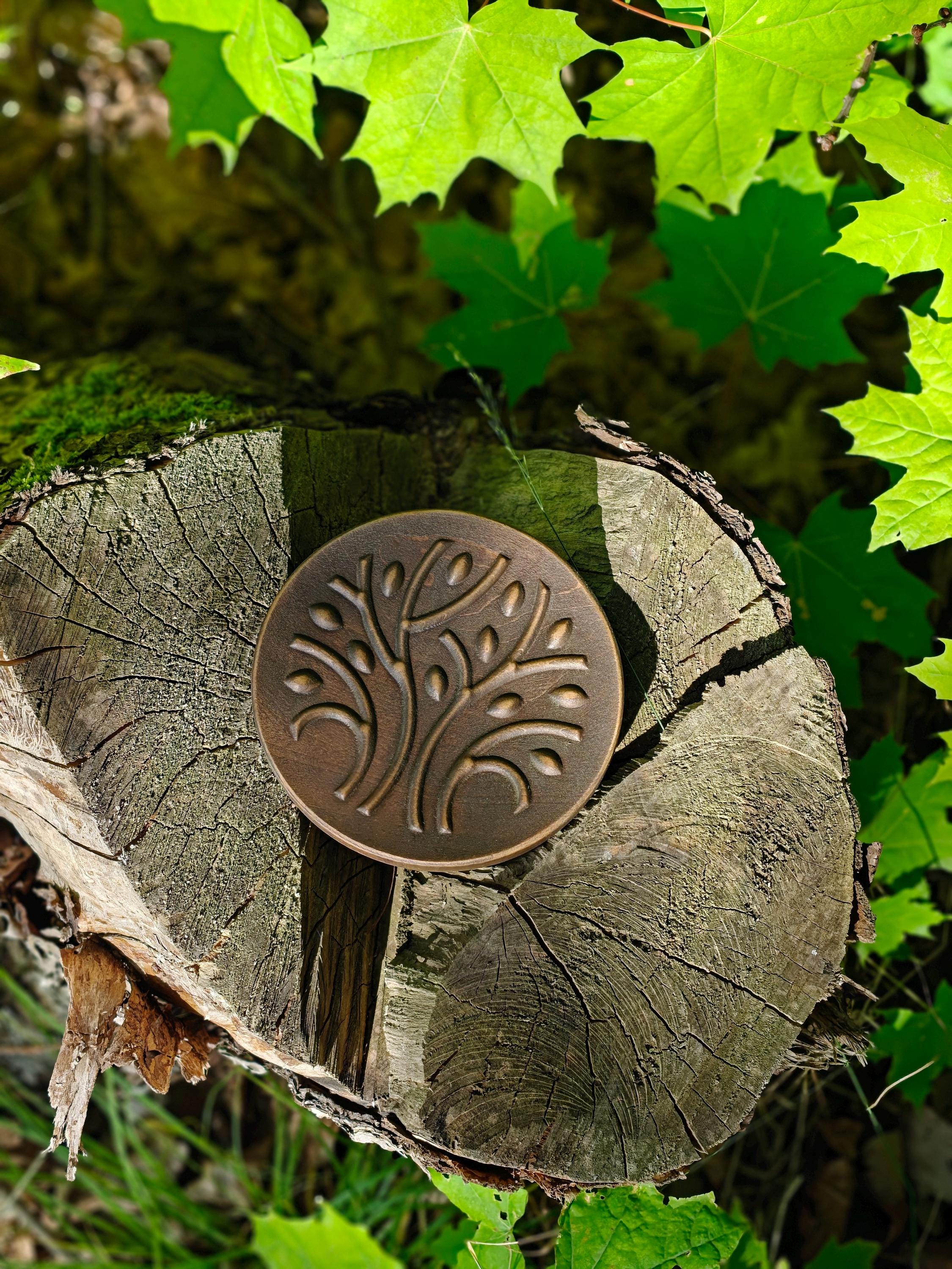 Yerba Mate Gourd with Tree of Life Engraving