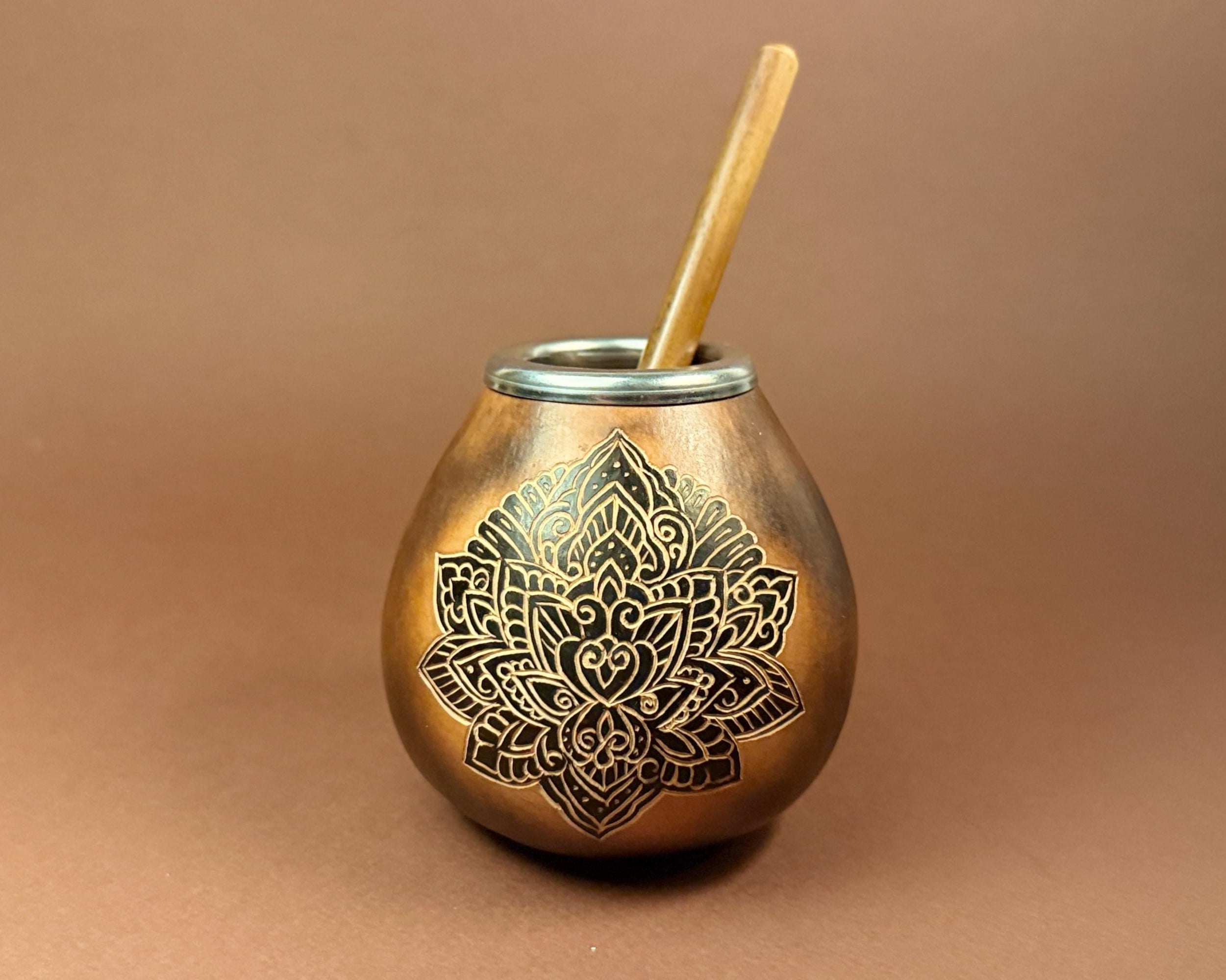 Calabash Mate Gourd with Lotus Flower