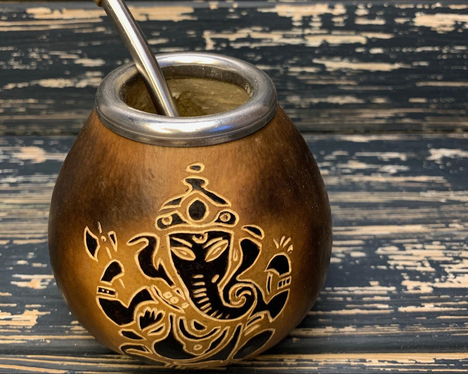Yerba Mate Gourd with Ganesha Engraving – 400ml