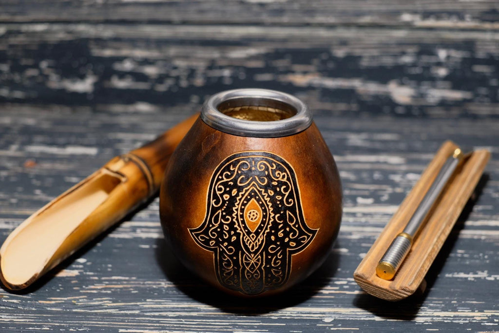 Yerba Mate Gourd with Hamsa Engraving