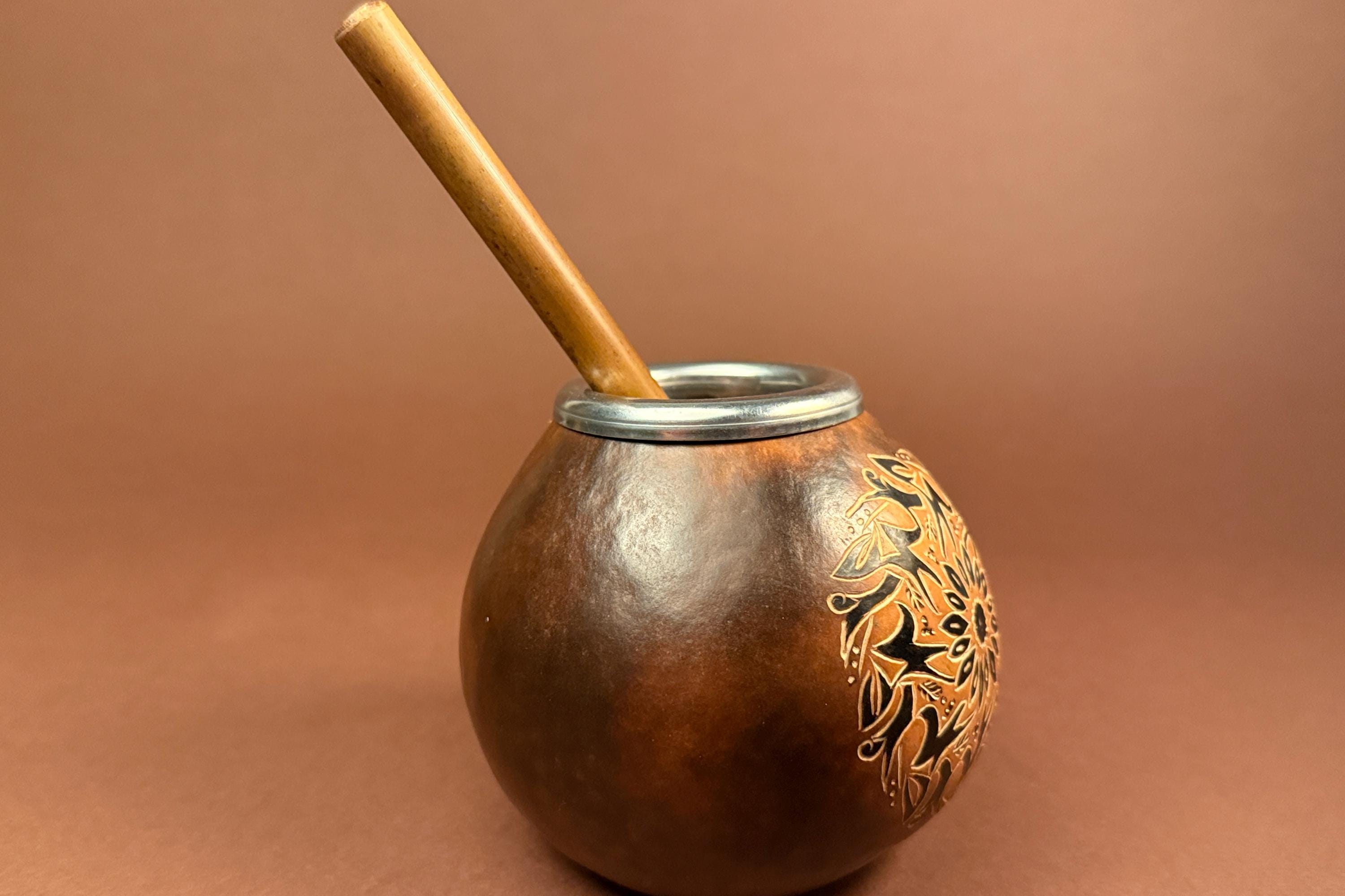 Yerba Mate Gourd with Sun Engraving 400ml