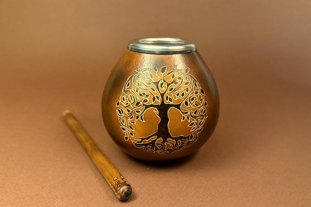 Handmade Yerba Mate Gourd 400ml with Tree of Life Engraving