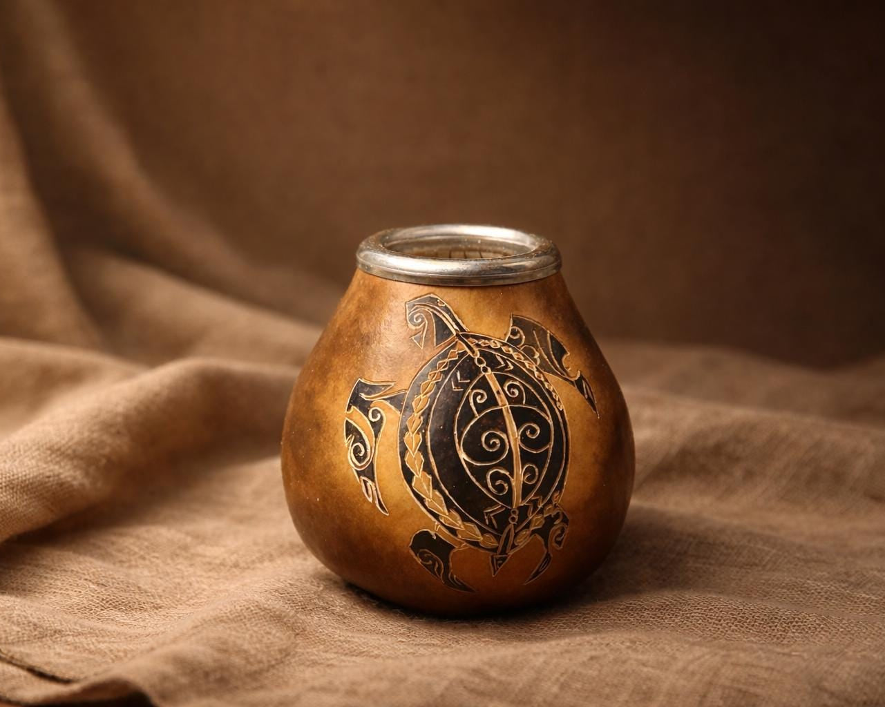 Handmade Mate Gourd 400ml with Turtle Engraving