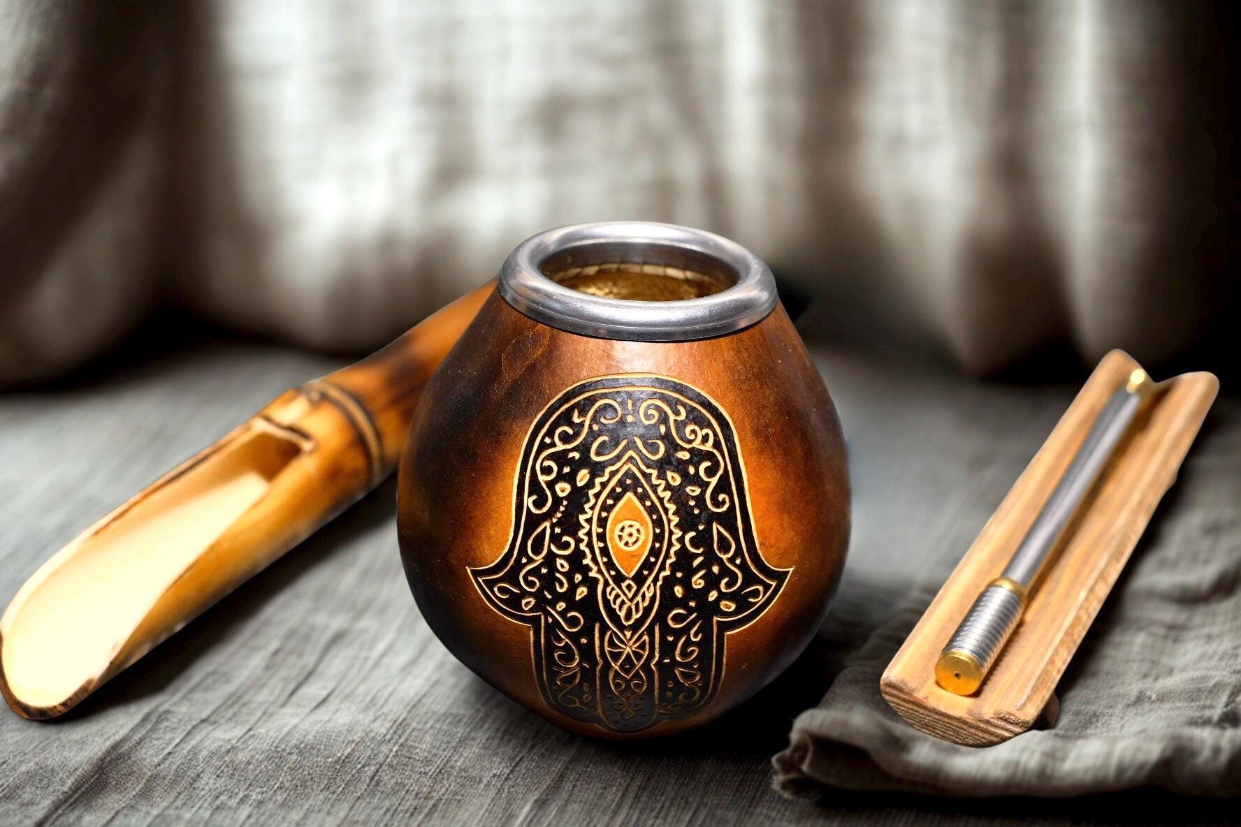 Yerba Mate Gourd with Hamsa Engraving