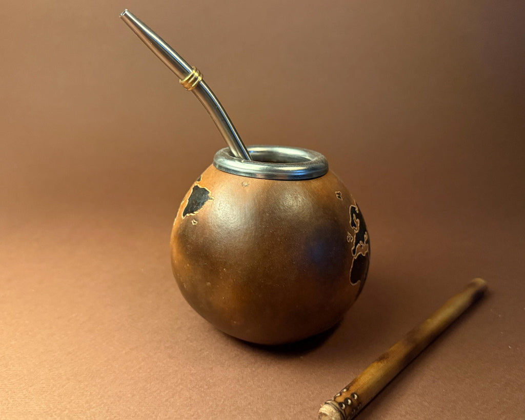 Handmade 400ml Mate Gourd with World Map Engraving